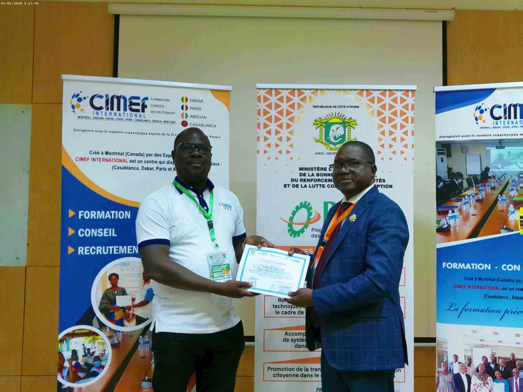 Les techniques de ventes efficaces des  produits et services des activités monétiques en milieu bancaire