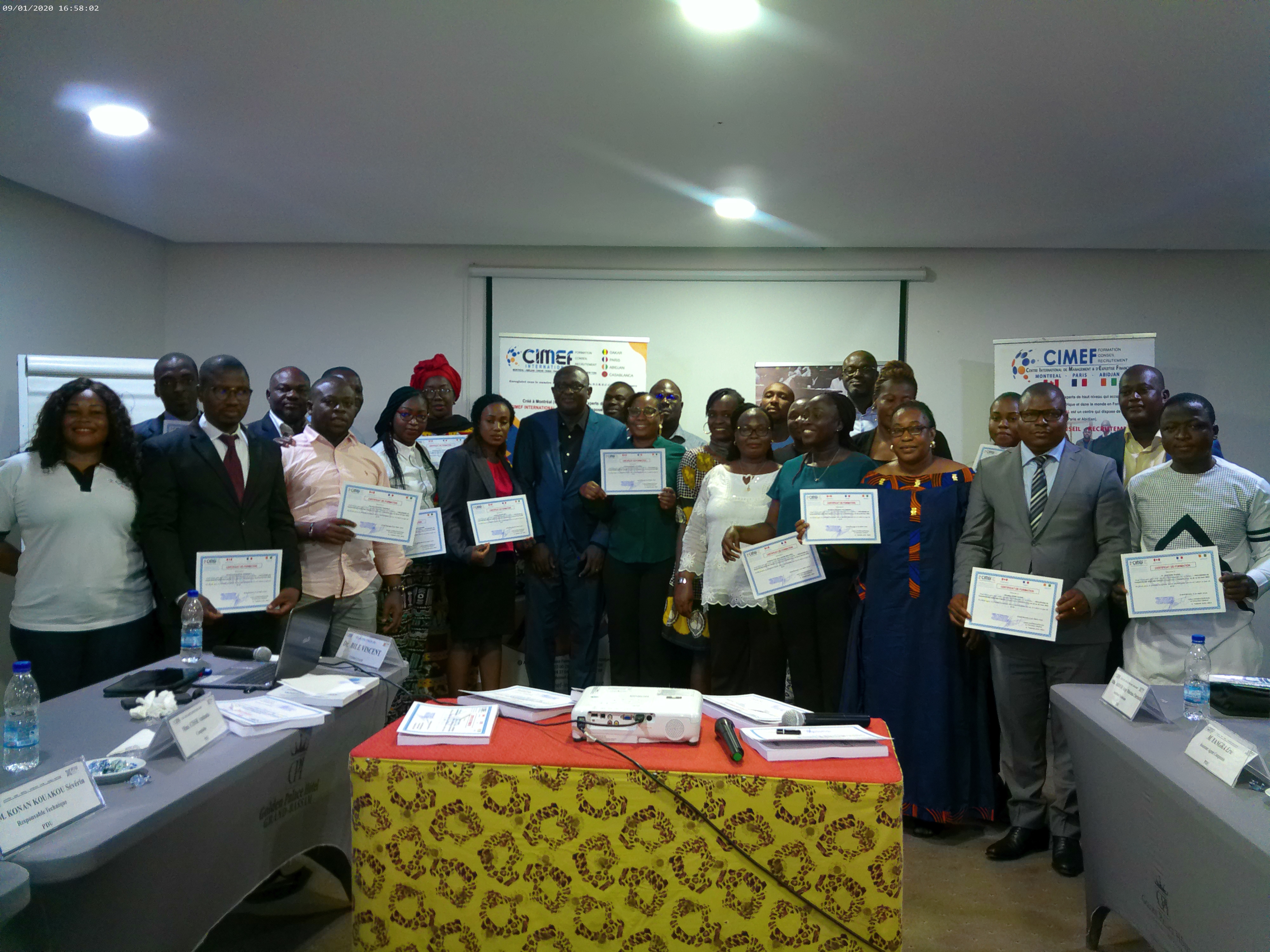 Finances publiques : recette, exécution budgétaire et gestion de la dette